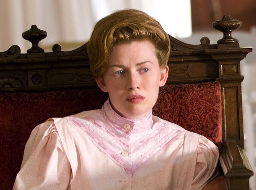 Seeing Double: All of the Stars Who've Performed Twins - Mireille Enos, Big Love, Stars Playing Twins